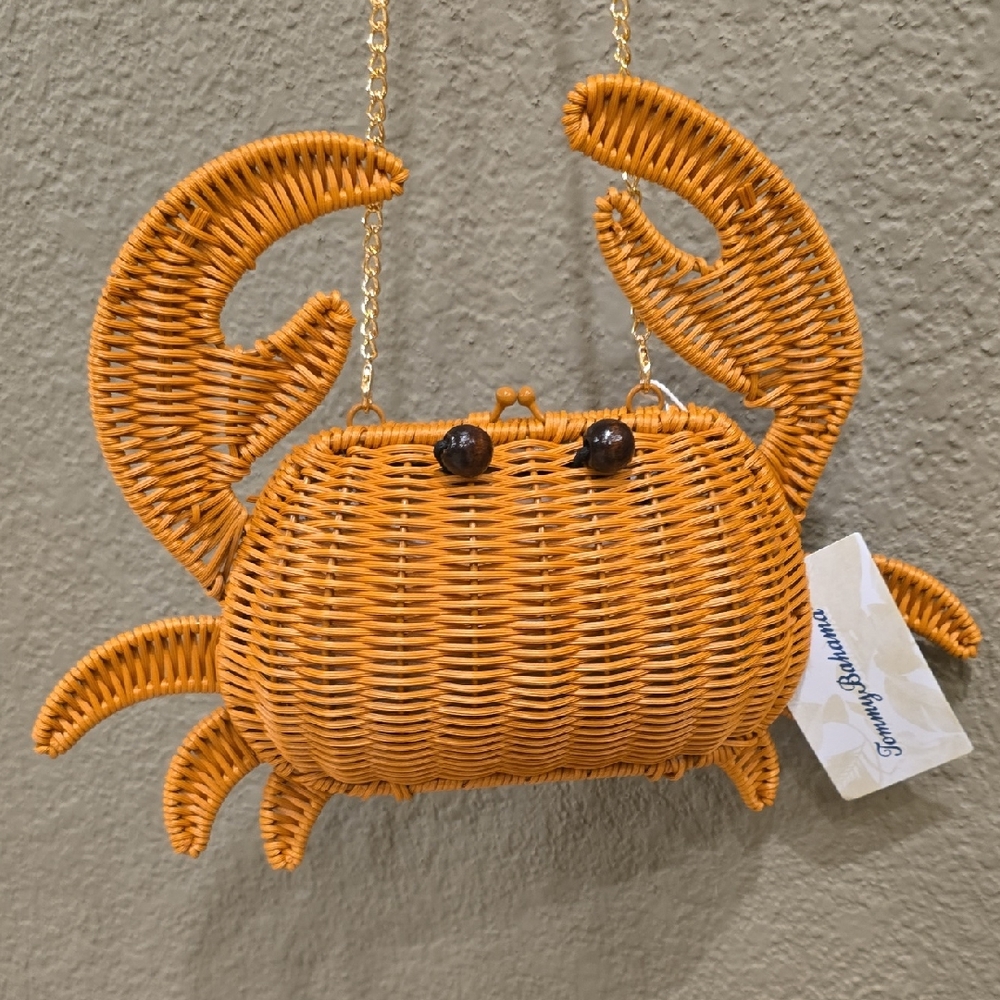 NWT Tommy Bahama Brown Wicker Crab Bag